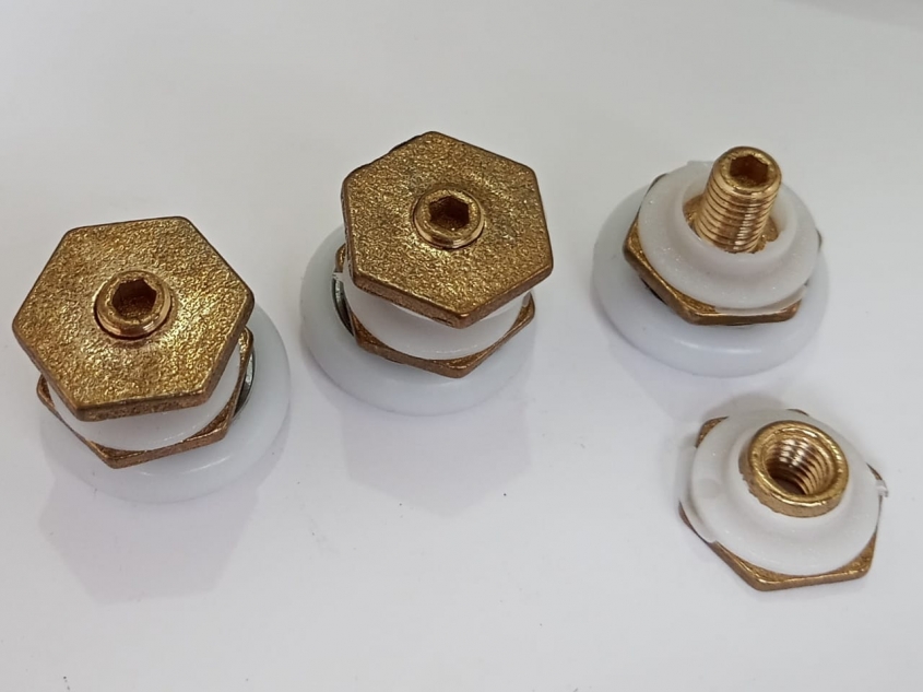 Roldanas de Latão para Box de Banheiro, portas e janelas – a unidade R$ 5,80